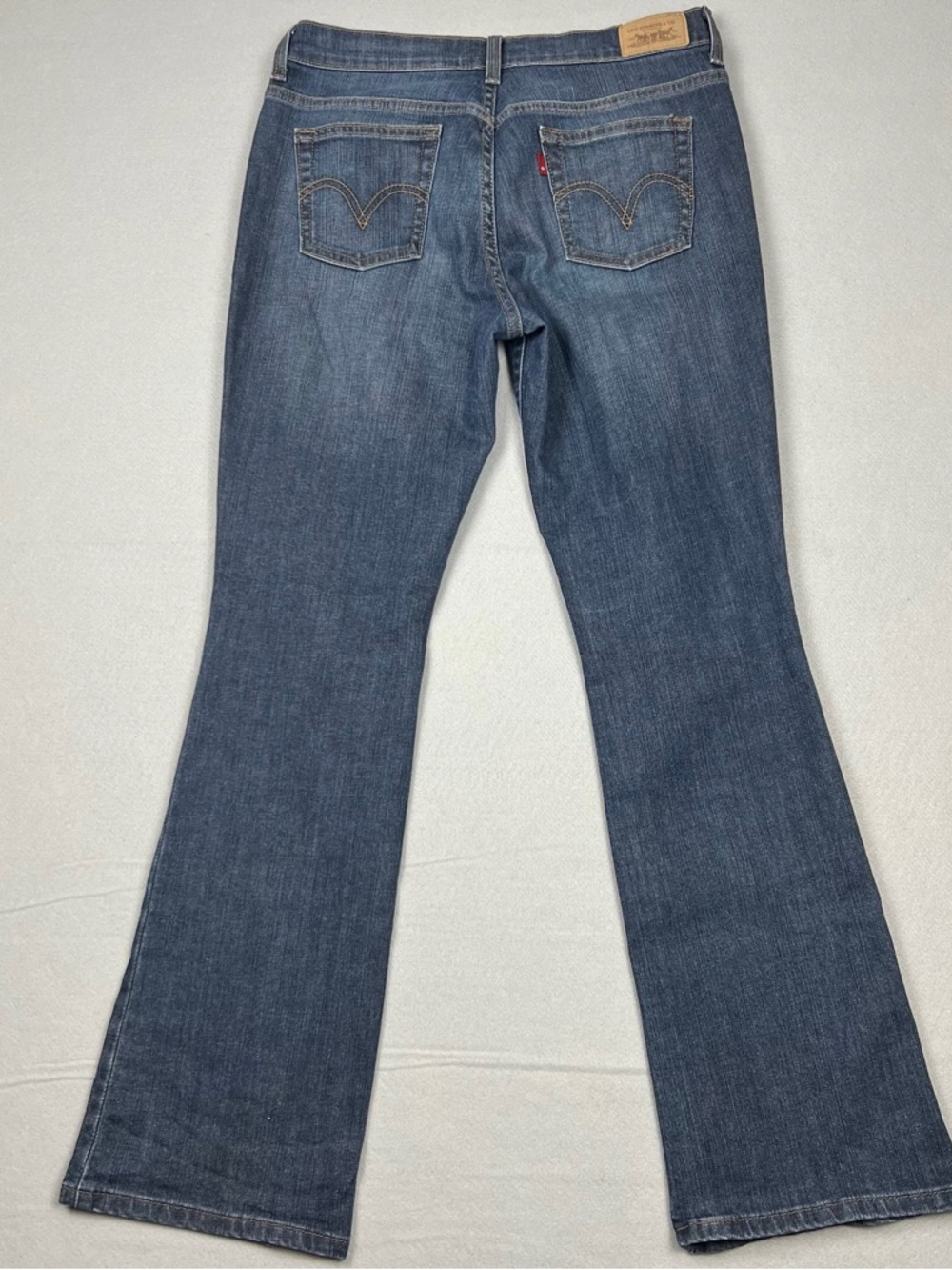 Vintage Levi’s 515 Boot Cut Women’s 6M 32x31 Denim Jeans Cowgirl Flare Faded Y2K - Picture 4 of 10
